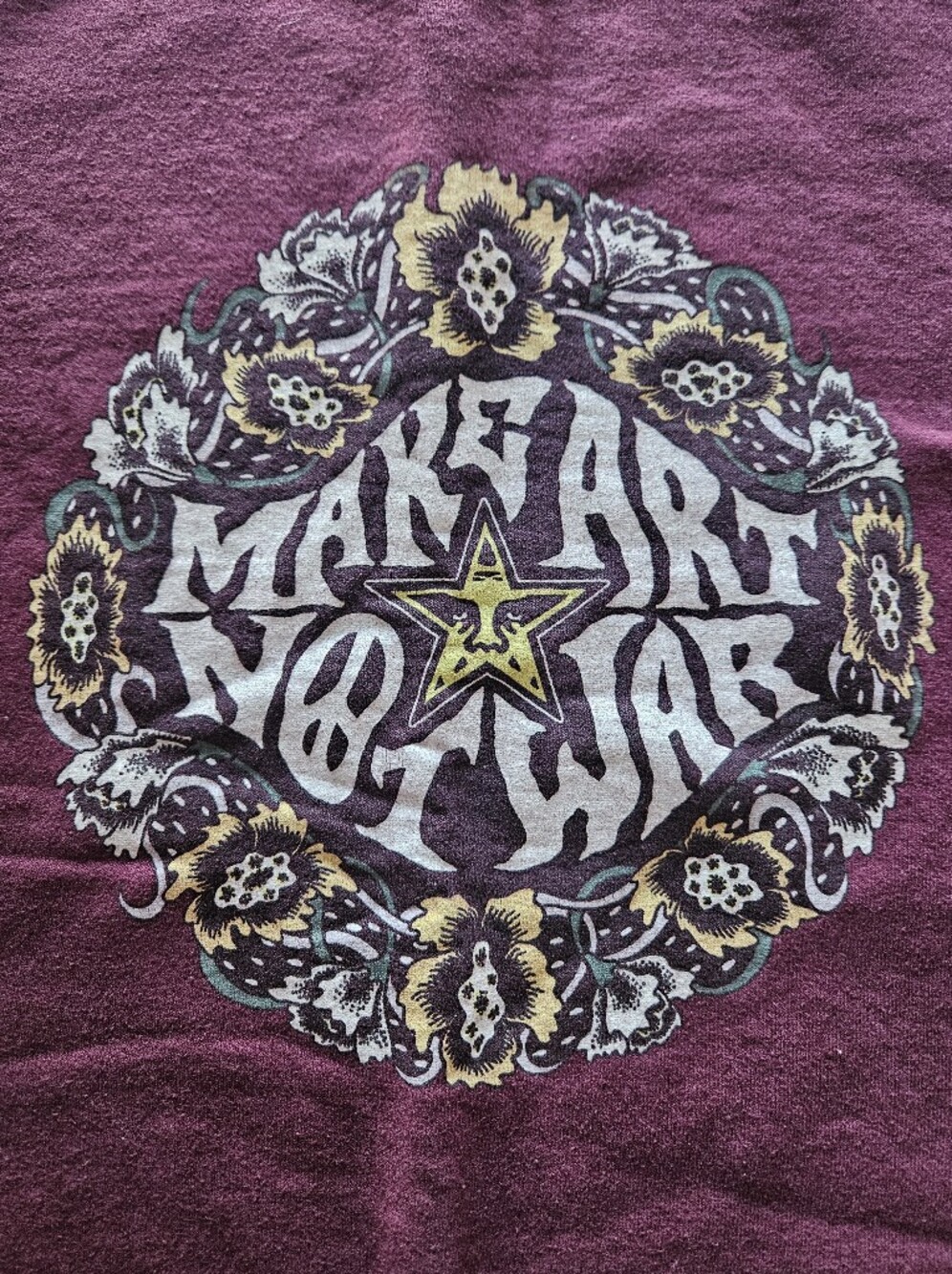 🎆Obey "Make Art Not War" Unisex Crew Neck Sweatshirt in Plum Size Small